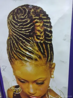 Mama Aicha African Hair Braiding, Akron - Photo 3