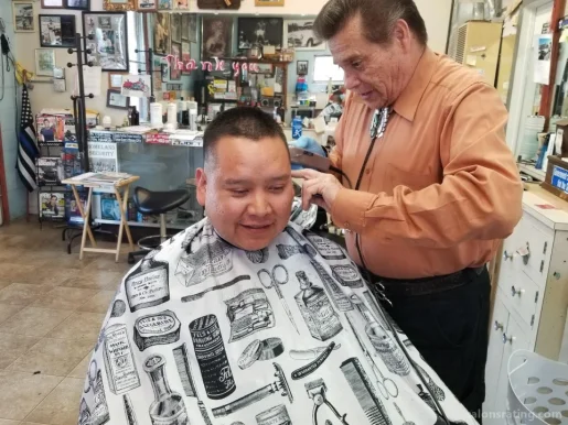 Louie's Barber Shop, Albuquerque - Photo 4