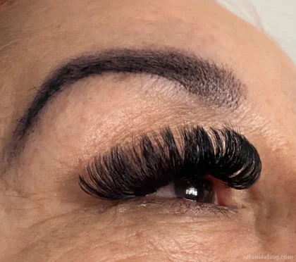Doll Me Up Lashes by Lorena – Makeup near me in Neighborhood Association 28