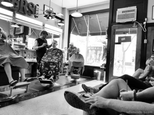 Varsity Barber Shop, Ann Arbor - Photo 4