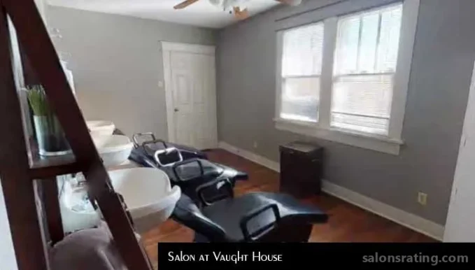 Salon at Vaught House, Arlington - Photo 1