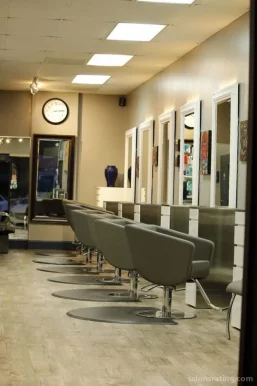 Sam's Hair Salon, Atlanta - Photo 5