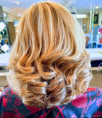 Joanie Lamb Hair Salon, Augusta - Photo 2
