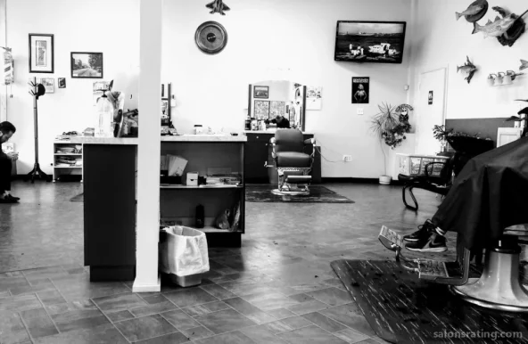 Hoffman Heights S&R Barber Shop, Aurora - Photo 3