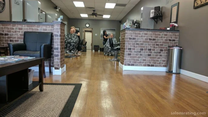 The Barber Place, Aurora - Photo 2
