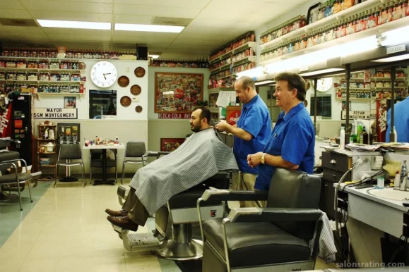 Bob's Barber Shop, Austin - Photo 3