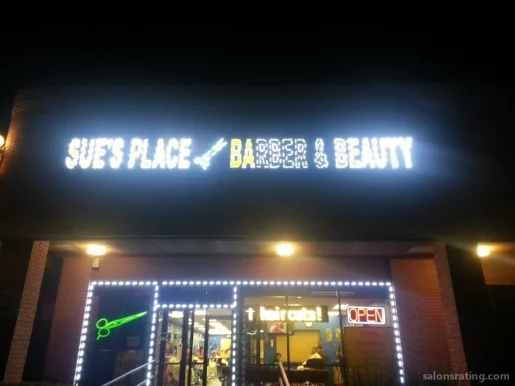 Sue's Place Barber & Beauty, Austin - Photo 2