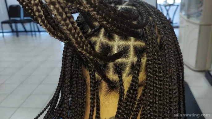 Maranatha African Hair Braiding, Austin - Photo 3