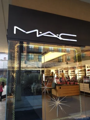 MAC Cosmetics, Austin - Photo 2