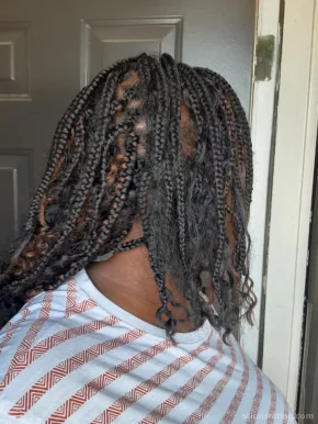 Charm's African Hair Braiding & Weaving, Austin - Photo 4