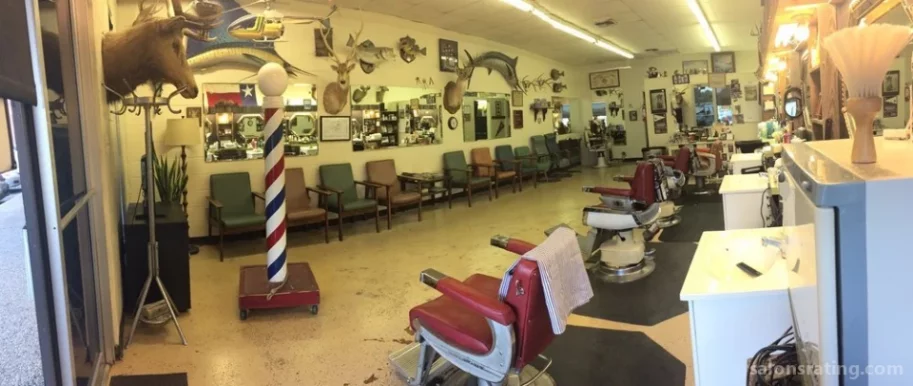 Sportsman's Barber Shop, Austin - Photo 2