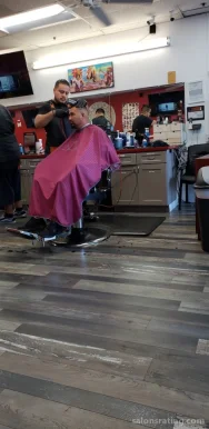 Aztecas Barber y Salon, Bakersfield - Photo 3