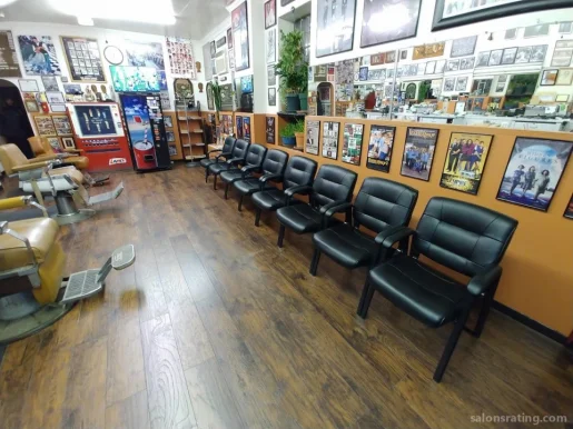 Lawrence W Davis Barber Shop, Baltimore - Photo 5