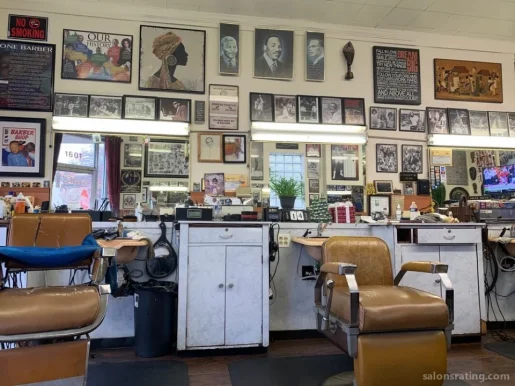 Lawrence W Davis Barber Shop, Baltimore - Photo 3