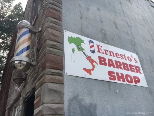 Ernesto's Barber Shop, Baltimore - Photo 6