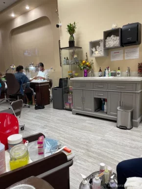 Luxury Nail and Spa of Baltimore, Baltimore - Photo 4