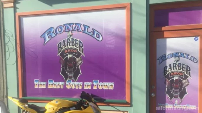 Ronald Barber Shop, Baltimore - Photo 1