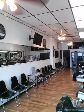 VIP Unisex Barbershop, Baltimore - Photo 2
