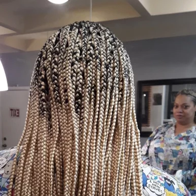 Darousalam African hair braiding, Baltimore - Photo 2
