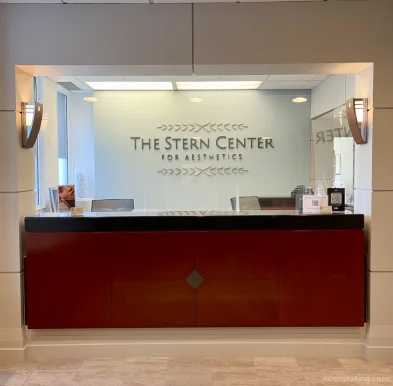 The Stern Center for Aesthetic Surgery, Bellevue - Photo 4