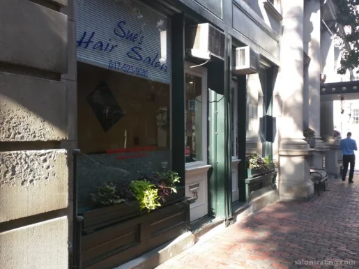 Sue's Hair Salon, Boston - 
