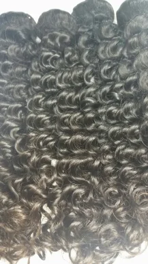 Rochelle Powell/ Instagram: @HairDesignsByRochelle/HairStyles On Wheels/IndulgeInluxuryVirginHairExtensions/www.rochellepowell.com/CustomizedWigs, Bridgeport - Photo 3