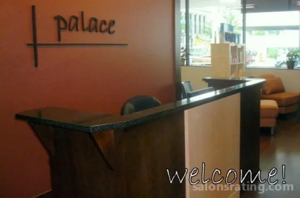 Palace Barbershop Salon & Spa, Cedar Rapids - Photo 3