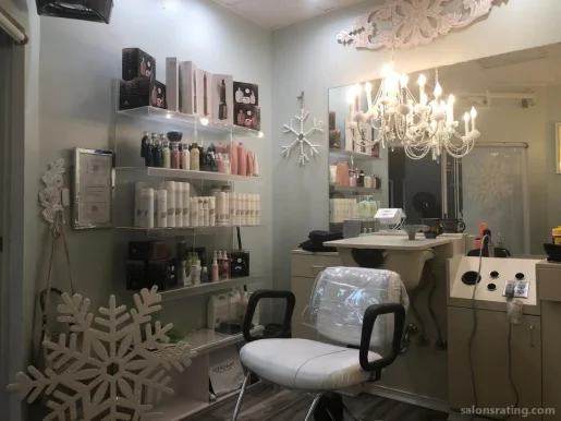 The Jennifer Lowe Salon, Cedar Rapids - Photo 2