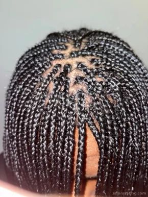 Carol African Hair Braiding, Chicago - Photo 4