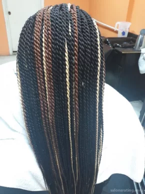 Nassi African Hair Braiding, Chicago - Photo 8