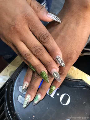 Diamond Nails, Chicago - Photo 8
