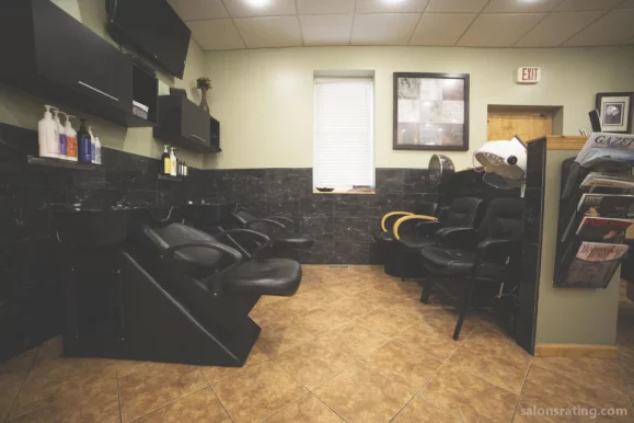 Vince & Gino's Hair Design And Barber Shop, Chicago - Photo 2