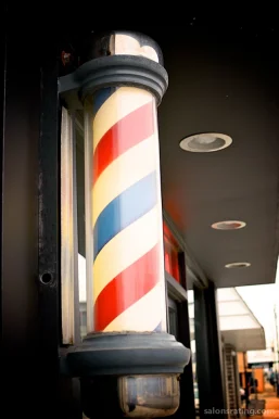 Cutrone Barbershop, Chicago - Photo 2