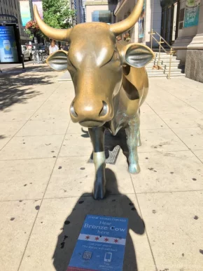 The Bronze Cow Statue, Chicago - Photo 2