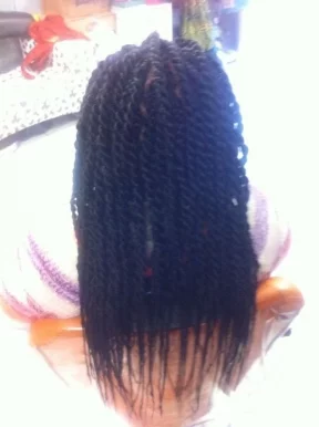 AFI African Hair Braiding, Chicago - Photo 6