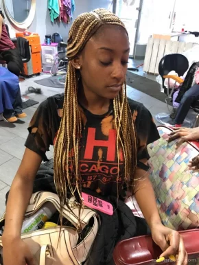 Leru African Hair Braiding, Chicago - Photo 1
