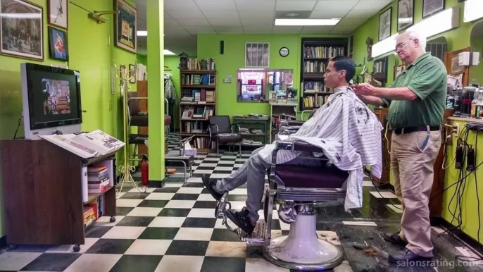 Medinah Barber Shop, Chicago - Photo 7