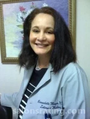 Dr. Bernadette Mayer M.D., Chicago - Photo 4
