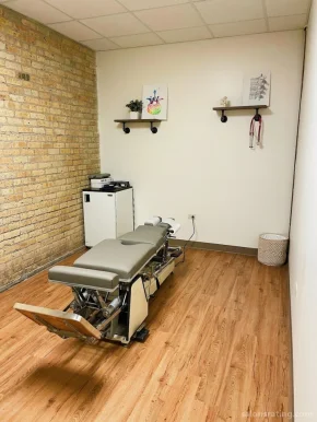Deep Roots Chiropractic and Wellness Center LLC., Chicago - Photo 4