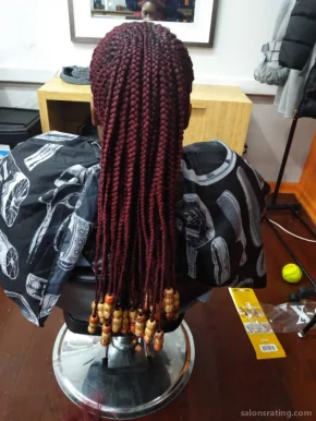 Mari Mimi African Hair Braiding, Chicago - Photo 2