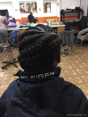 G G African Hair Braiding, Chicago - Photo 1
