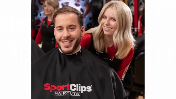 Sport Clips Haircuts of Chicago- Wrigley, Chicago - Photo 4