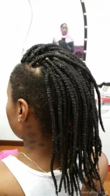 Aisha's African Hair Braiding, Chicago - Photo 8