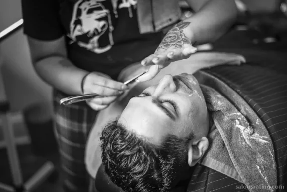 Old Town Barbershop, Chicago - Photo 4