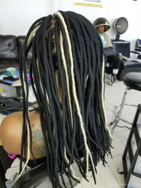 Brazza African Hair Braiding, Chicago - Photo 2