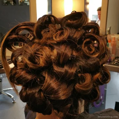 Agnes O. Hair Design & Derma Spa, Chicago - Photo 5