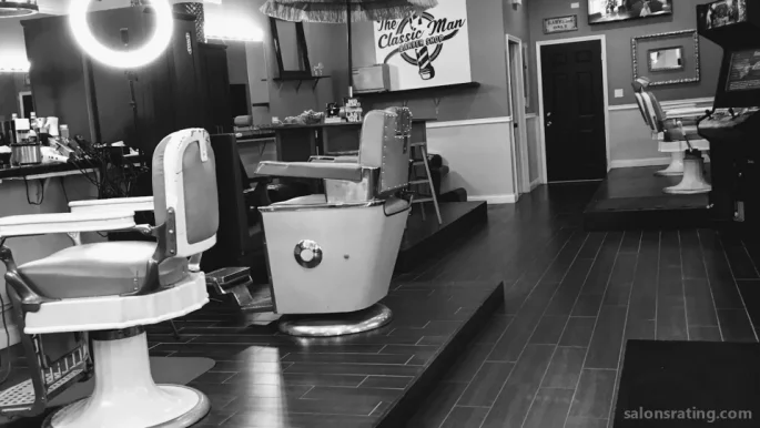 The Classic Barber Shop, Chicago - Photo 7