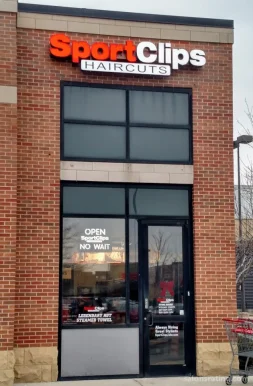 Sport Clips Haircuts of Clybourn Square, Chicago - Photo 2