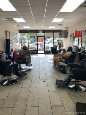 Don Vic and Neil Barbershop, Chicago - Photo 2