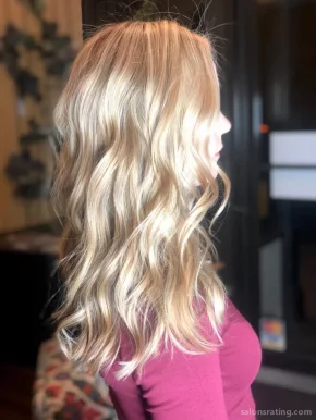 Danielle’s Hair Studio, Chicago - Photo 7